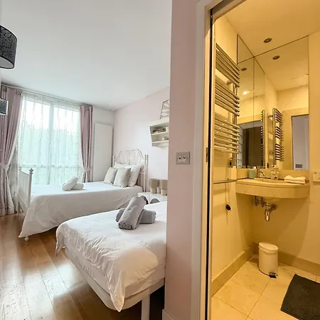 Apartment Seine View 120m2-2bedrooms *
