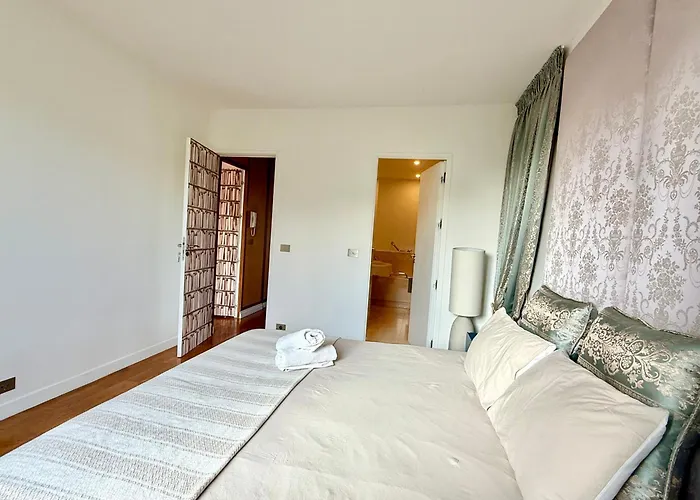 Seine View 120m2-2bedrooms 아파트 파리